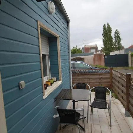 Modern House, Bright And Quiet Assured * Nantes